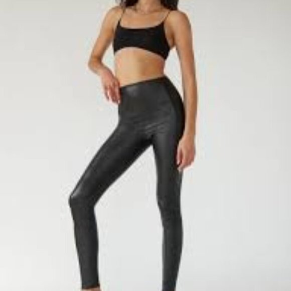 Wilfred Free daria pant High-waisted Vegan Leather leggings M - Picture 1 of 9